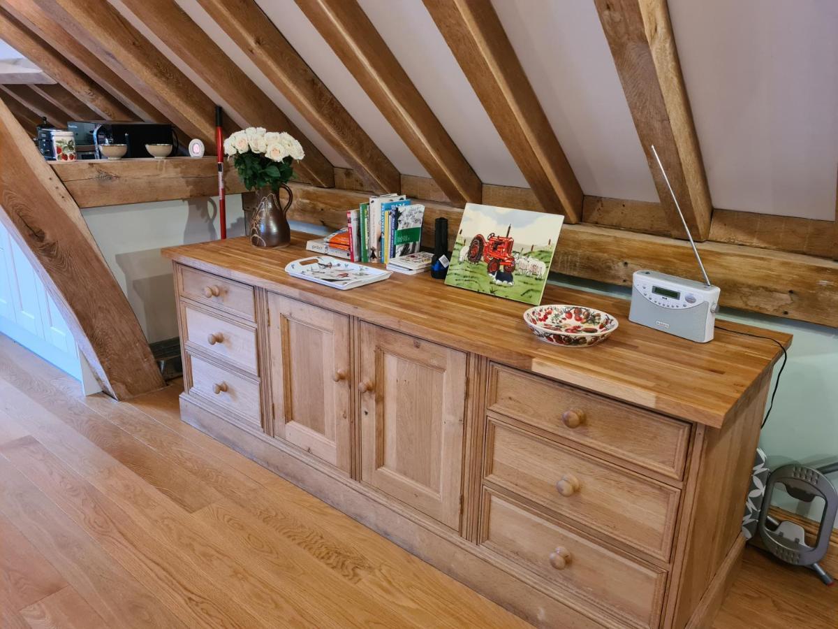 Ferienwohnung Renovated Loft On Working Farm Mayfield  Exterior foto