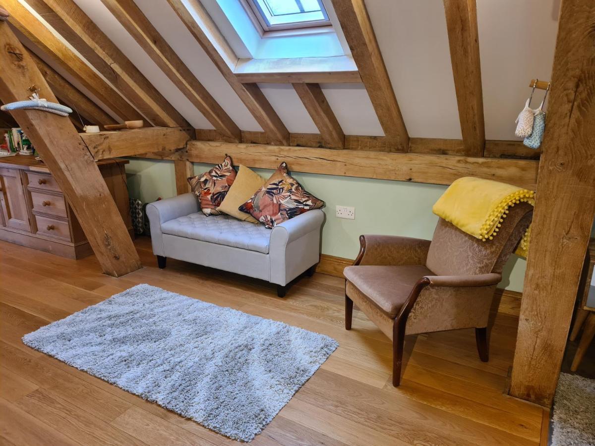Ferienwohnung Renovated Loft On Working Farm Mayfield  Exterior foto